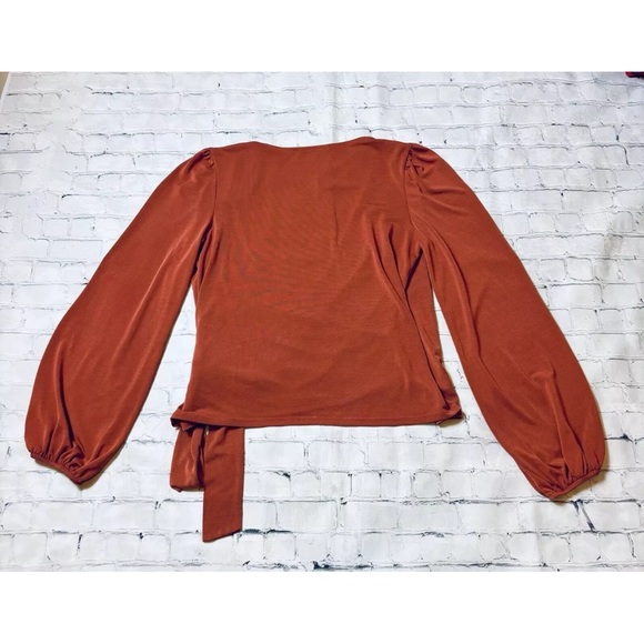 Lulus Women's Rust Orange Long Sleeve Faux Wrap Top Size Small - Picture 9 of 9